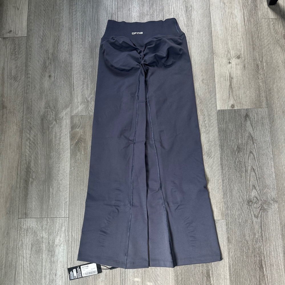 DFYNE Vision Flares Bow Back Wide Leg Pants Carbon M Short NWT